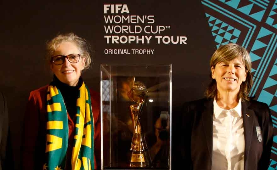 Il Trofeo FIFA Women's World Cup esposto a Venezia
